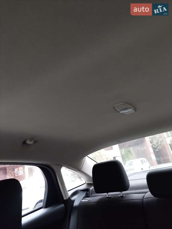 Седан Ford Focus 2015 в Киеве фото 20 Седан Ford Focus 2015 в Киеве