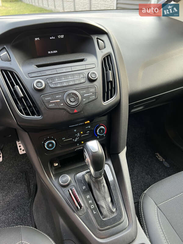 Хэтчбек Ford Focus 2015 в Днепре