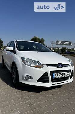 Хэтчбек Ford Focus 2014 в Киеве