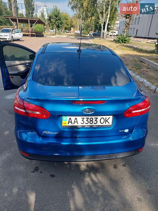 Седан Ford Focus 2018 в Киеве