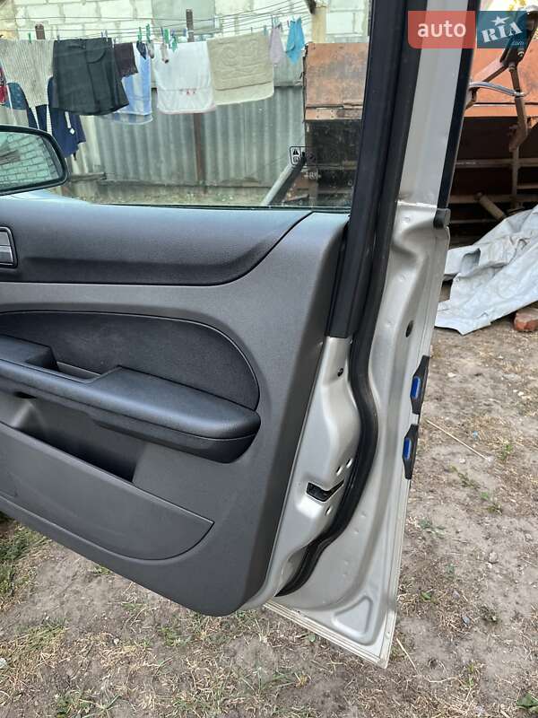 Седан Ford Focus 2007 в Харькове фото 15 Седан Ford Focus 2007 в Харькове