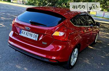 Хэтчбек Ford Focus 2013 в Песочине