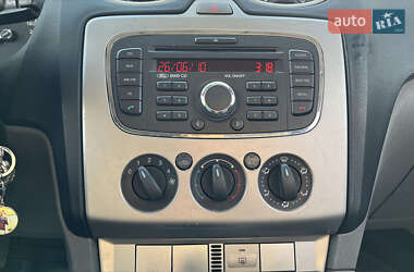 Универсал Ford Focus 2010 в 