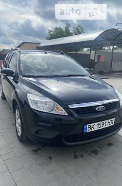 Універсал Ford Focus 2009 в Острозі