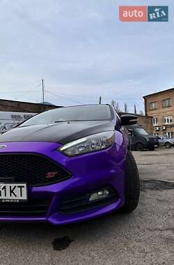 Хэтчбек Ford Focus 2018 в 
