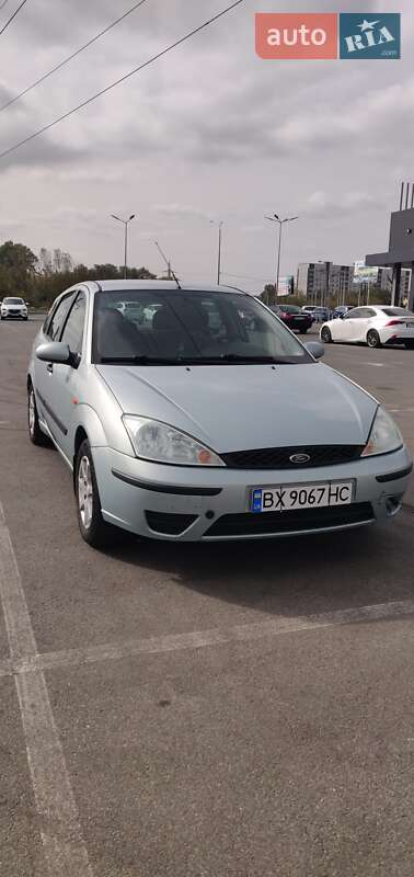 Хэтчбек Ford Focus 2002 в Ирпене