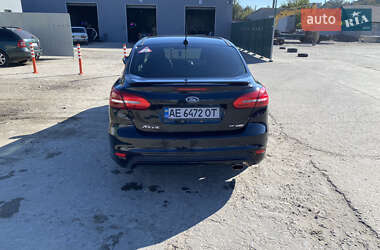 Седан Ford Focus 2016 в 