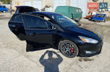 Седан Ford Focus 2016 в 