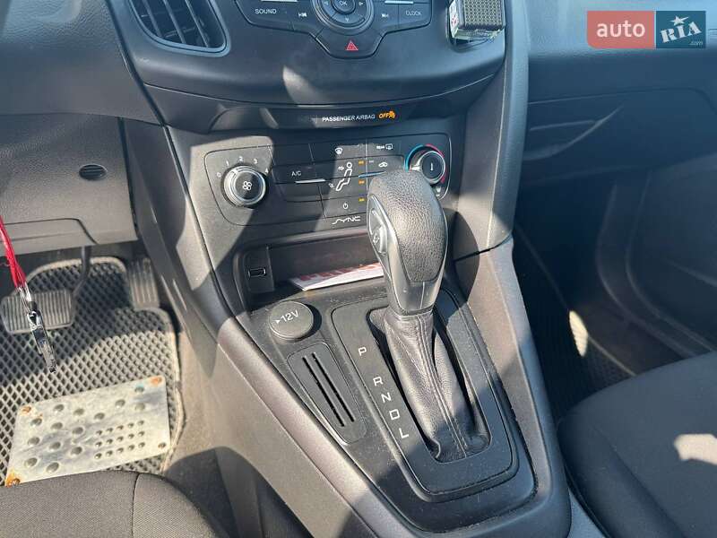 Седан Ford Focus 2017 в Киеве