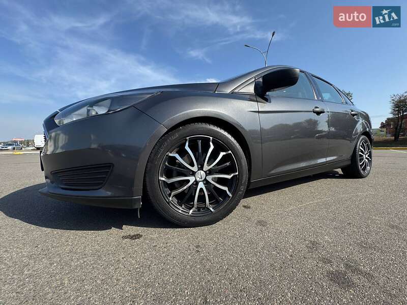 Седан Ford Focus 2017 в Киеве