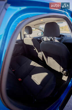 Седан Ford Focus 2015 в 