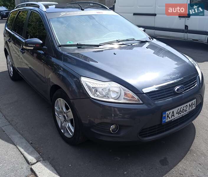 Универсал Ford Focus 2010 в Киеве