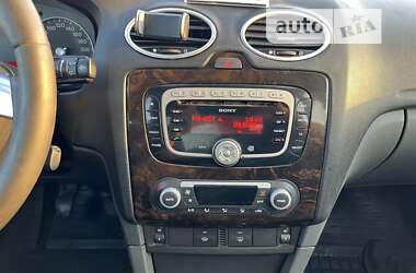 Седан Ford Focus 2007 в Клесовом