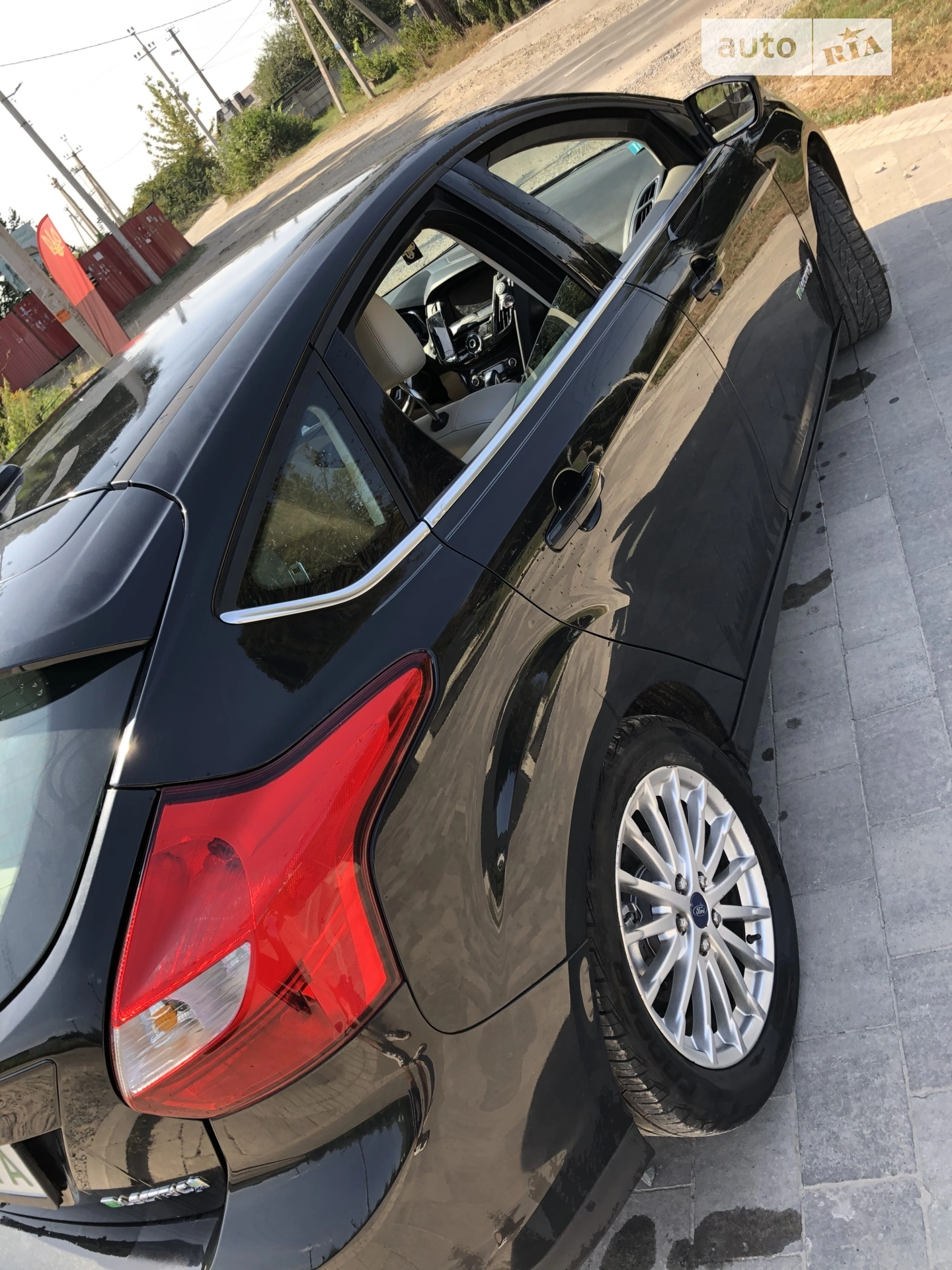2012 Ford Focus - мініатюра 2