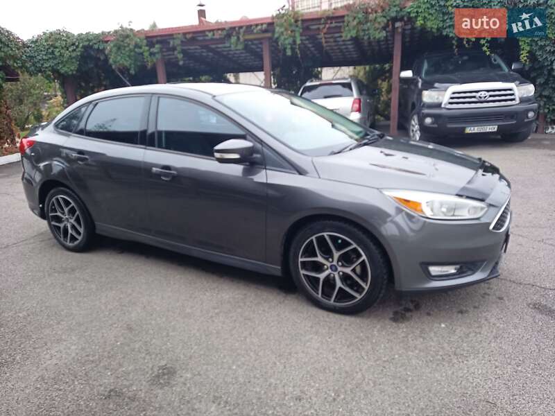 Седан Ford Focus 2015 в Киеве фото 11 Седан Ford Focus 2015 в Киеве