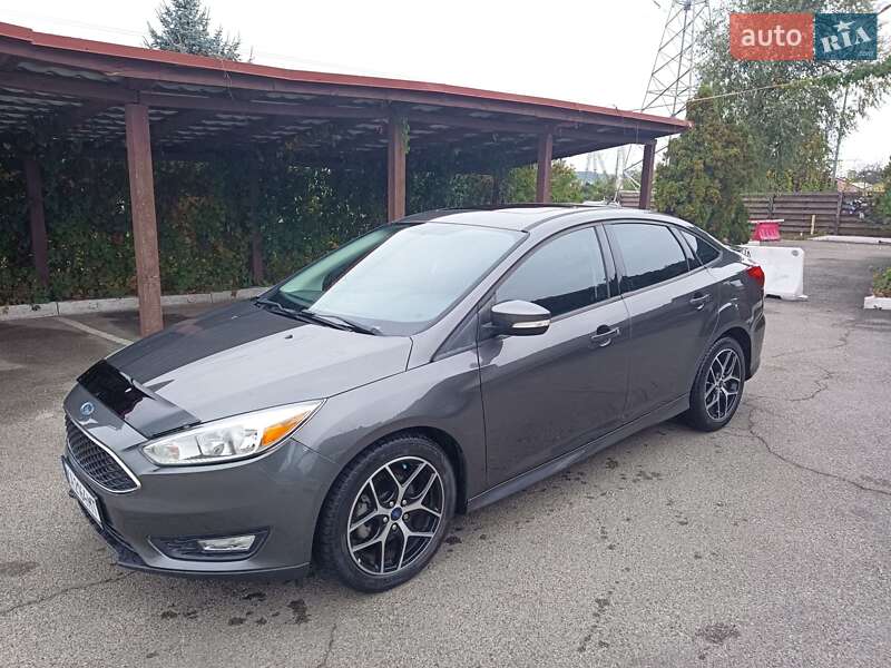 Седан Ford Focus 2015 в Киеве фото 18 Седан Ford Focus 2015 в Киеве