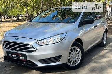 Седан Ford Focus 2015 в Николаеве