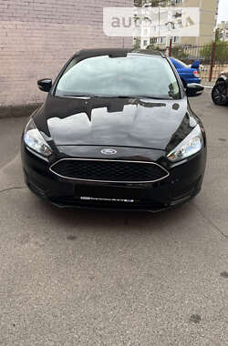 Хэтчбек Ford Focus 2017 в 