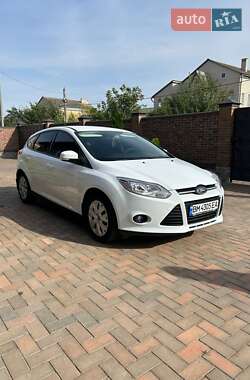 Хэтчбек Ford Focus 2013 в 