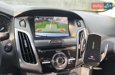 Седан Ford Focus 2014 в 