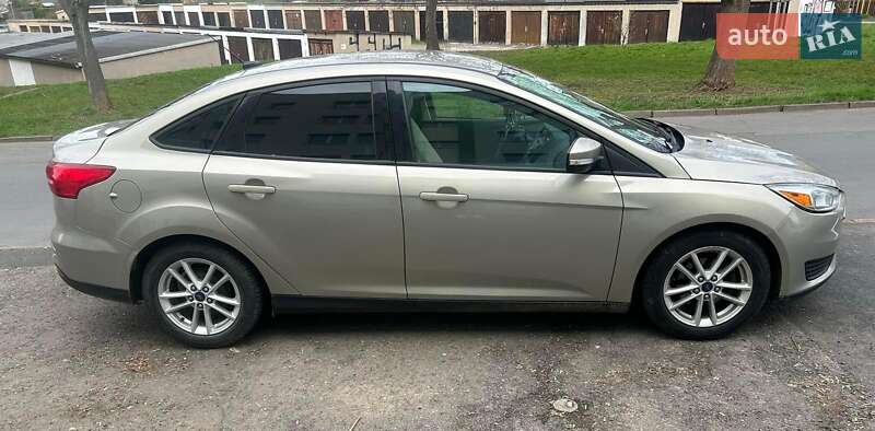 Седан Ford Focus 2015 в Днепре