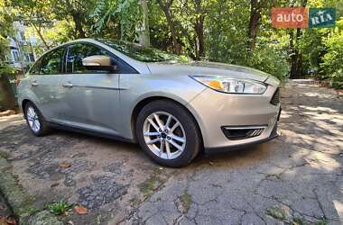 Седан Ford Focus 2015 в 