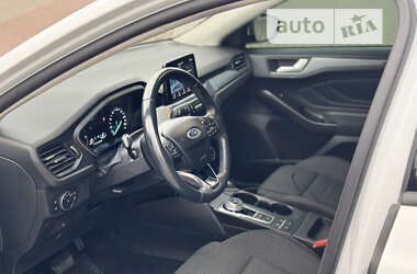 Хэтчбек Ford Focus 2019 в 