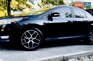 Седан Ford Focus 2017 в 