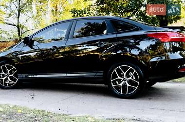 Седан Ford Focus 2017 в 