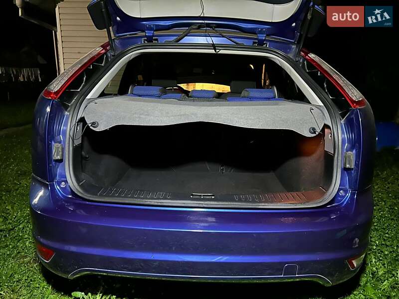 Хэтчбек Ford Focus 2009 в Ивано-Франковске
