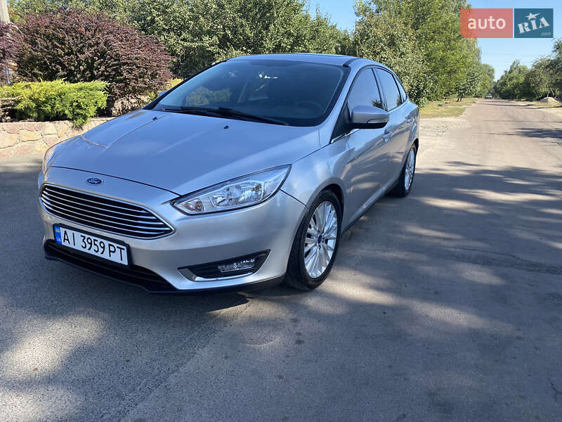 Седан Ford Focus 2018 в Киеве