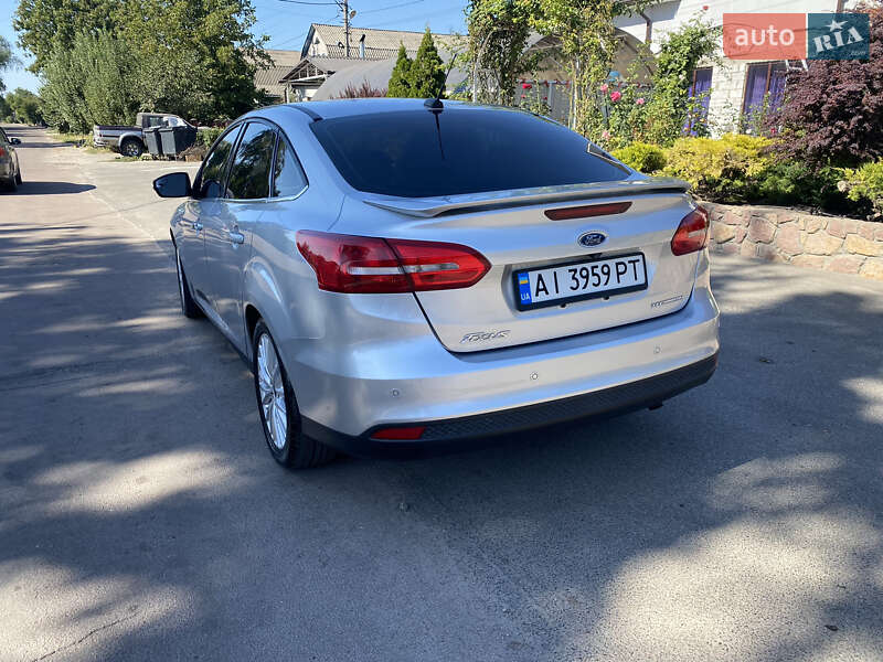 Седан Ford Focus 2018 в Киеве