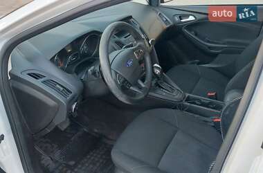 Седан Ford Focus 2016 в 