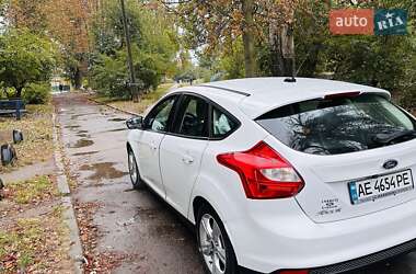 Хэтчбек Ford Focus 2014 в 