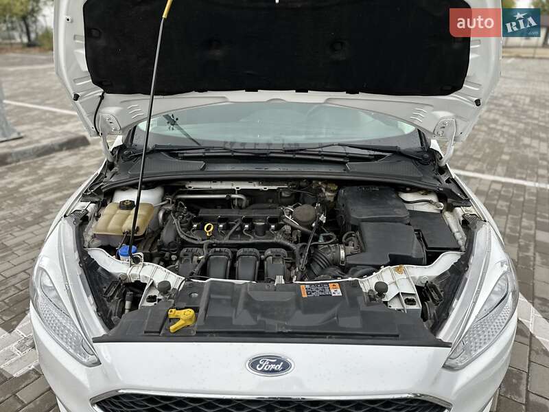 Седан Ford Focus 2015 в Запоріжжі