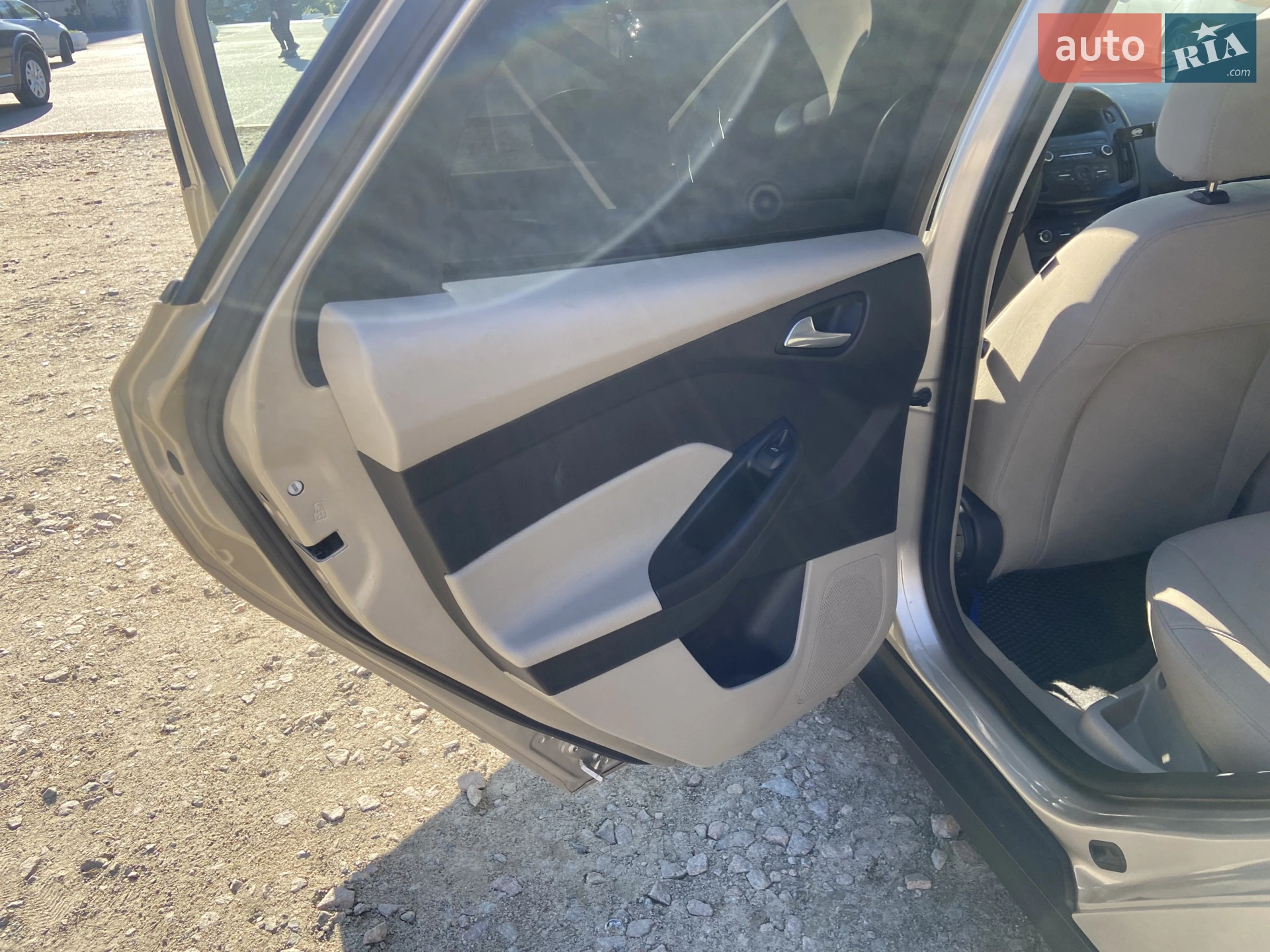 2018 Ford Focus - мініатюра 19