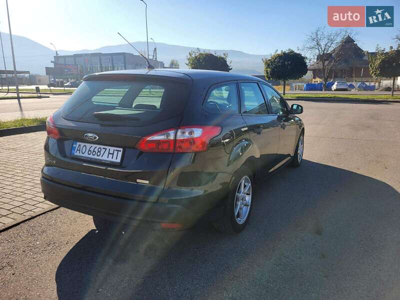Універсал Ford Focus 2014 в Тячеві