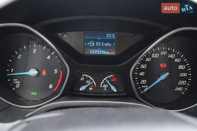 Хэтчбек Ford Focus 2013 в Черновцах