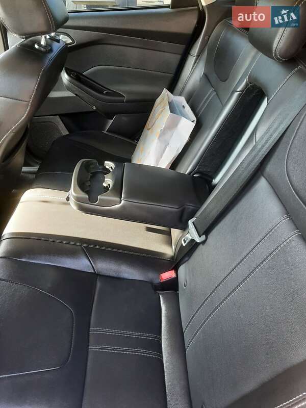 Хэтчбек Ford Focus 2013 в Львове