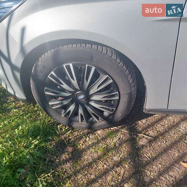 Универсал Ford Focus 2013 в Хусте