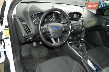 Хэтчбек Ford Focus 2015 в Южноукраинске