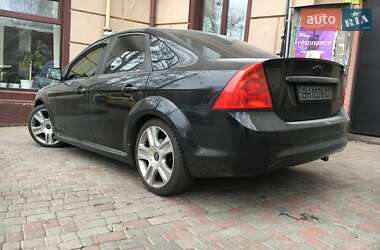 Седан Ford Focus 2010 в 