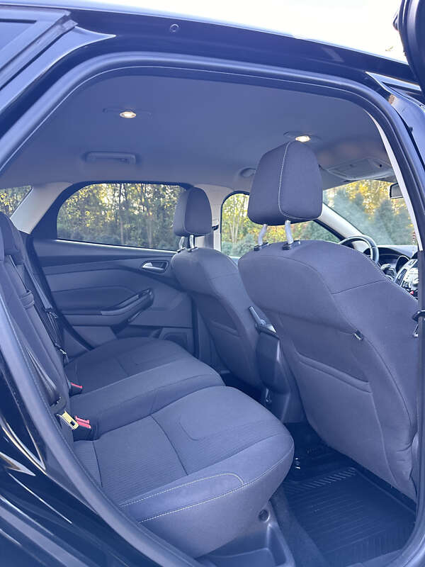 Хэтчбек Ford Focus 2011 в Львове