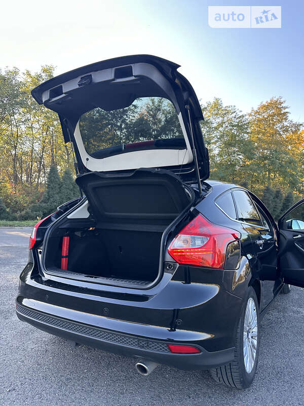Хэтчбек Ford Focus 2011 в Львове