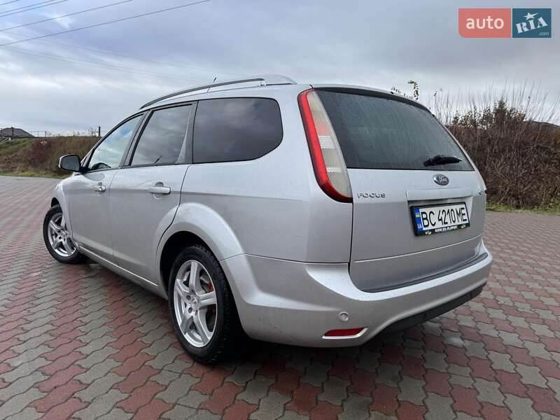 Універсал Ford Focus 2010 в Ходореві