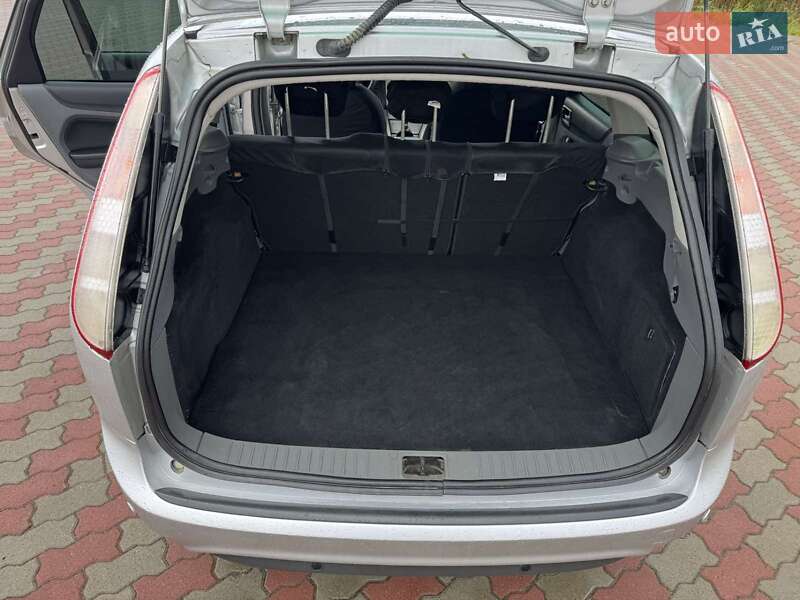 Універсал Ford Focus 2010 в Ходореві