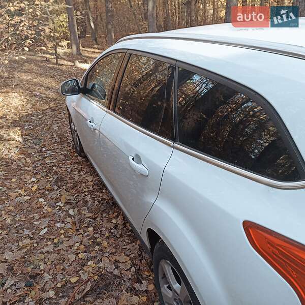 Универсал Ford Focus 2014 в Золочеве