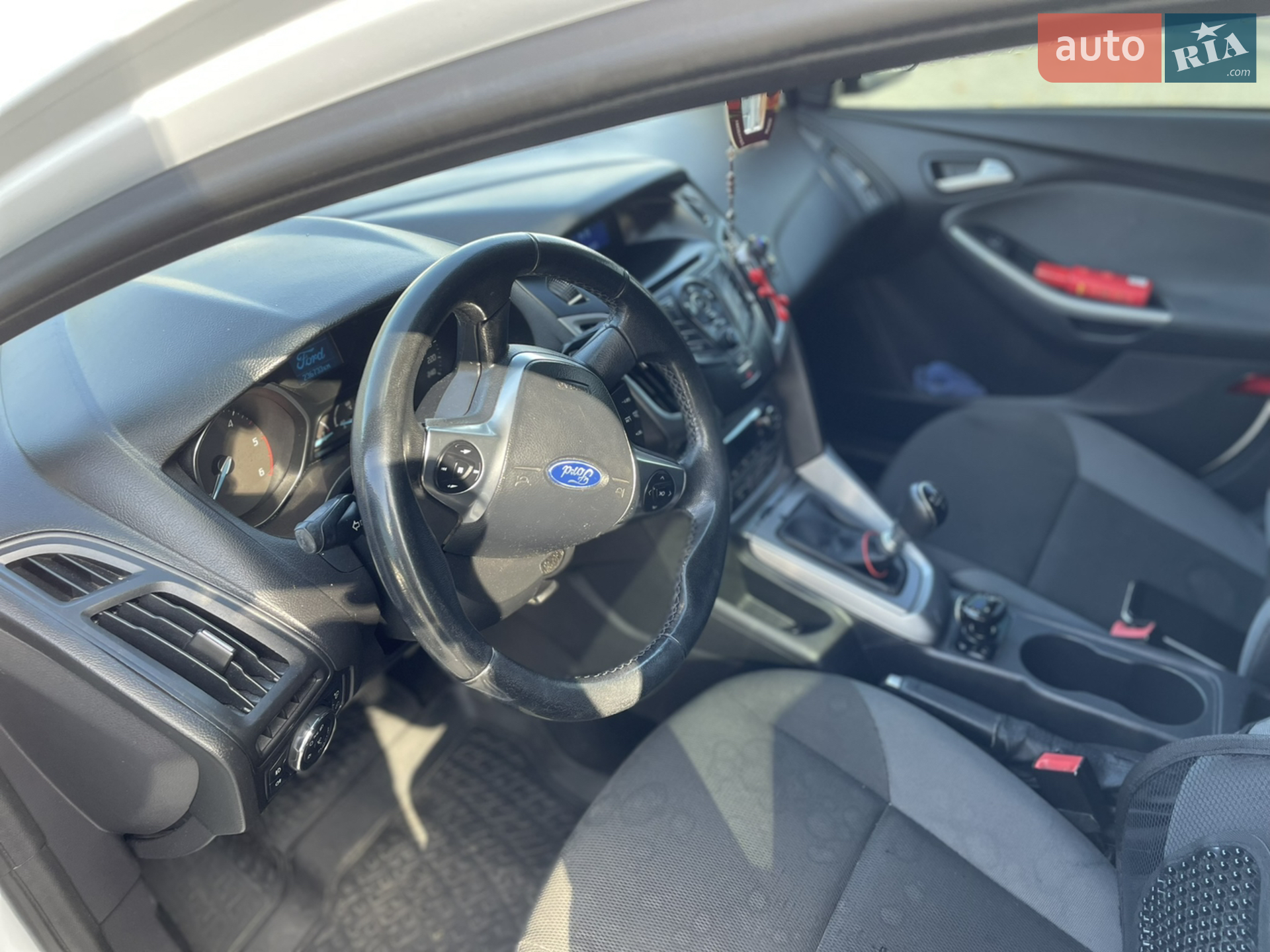 2011 Ford Focus - мініатюра 9