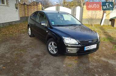 Хетчбек Ford Focus 2005 в Радомишлі