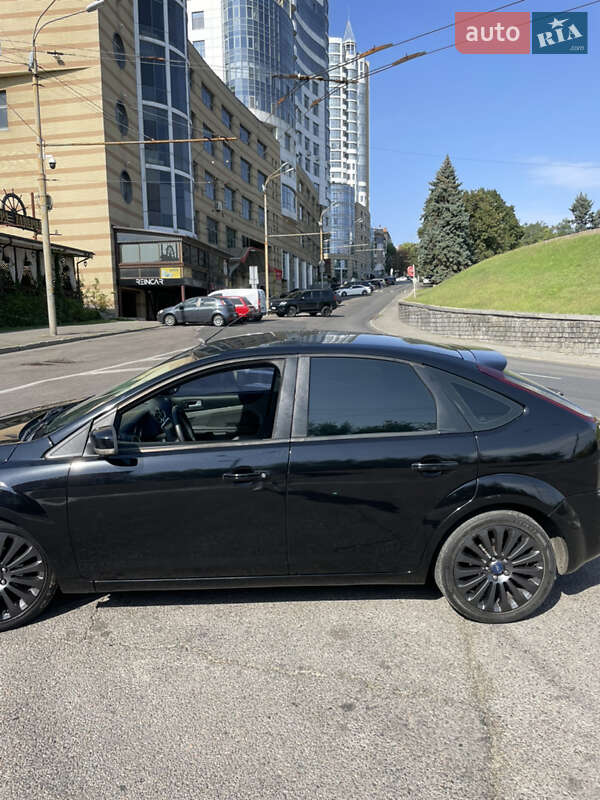 Хэтчбек Ford Focus 2010 в Днепре фото 2 Хэтчбек Ford Focus 2010 в Днепре